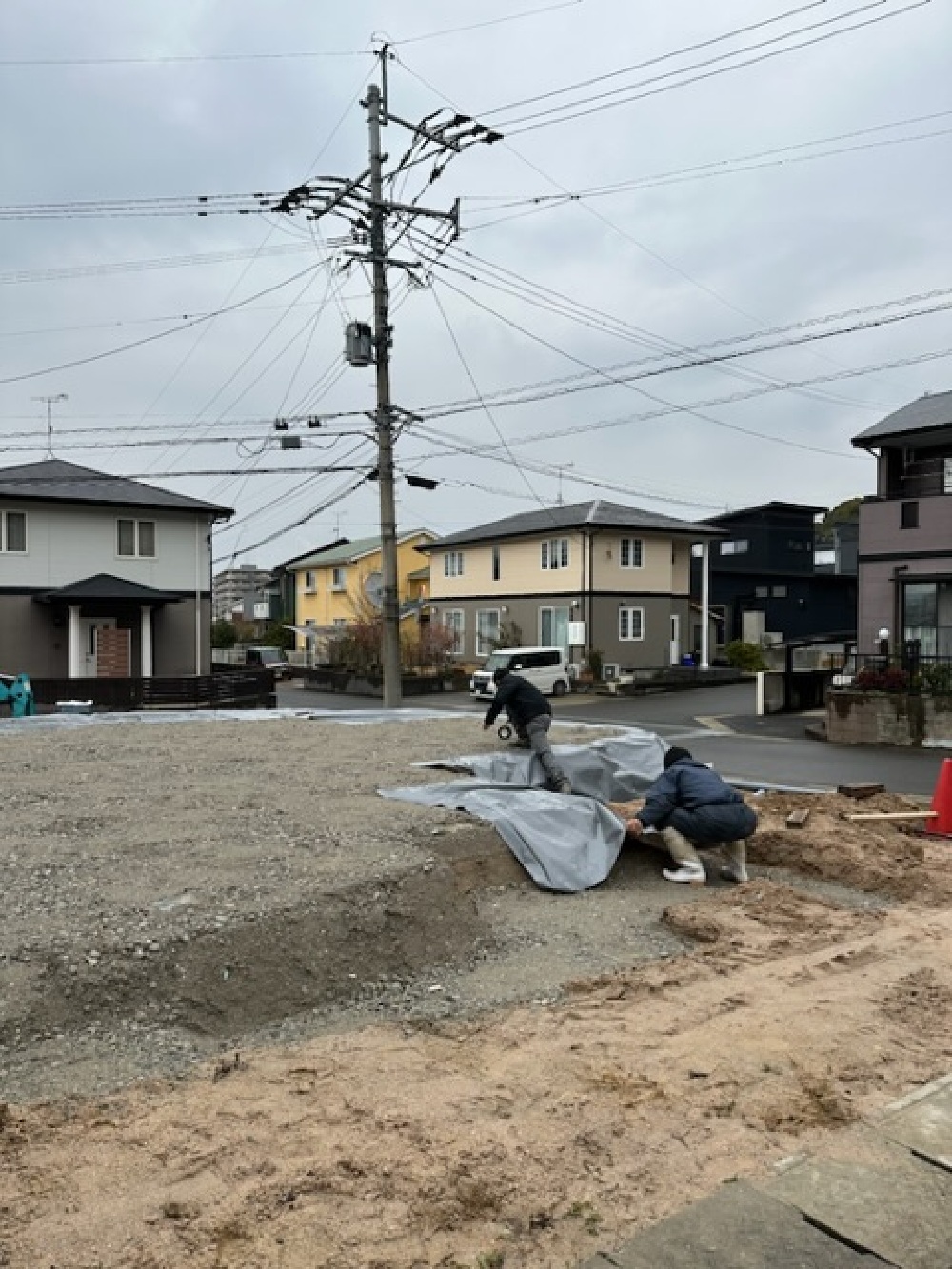 基礎工事開始